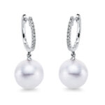 Ohrschmuck Weißgold 18kt 0,17 Diamantschmuck mit 20 Diamanten Süßwasserperle 10,5 mm - 2P174