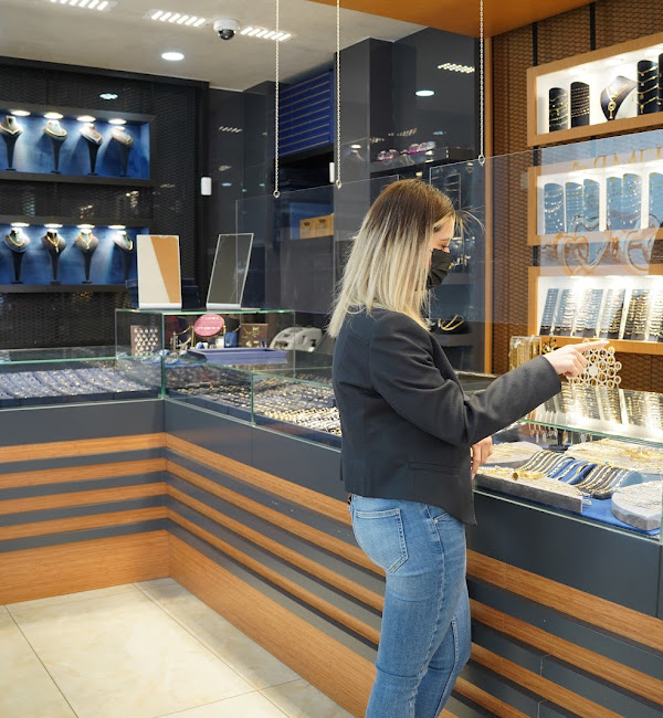 7dcc2ca910f817fed3e8e06425802a16c3526e03